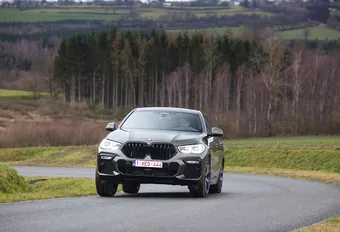 BMW X6 30d : In het spoor van de X5