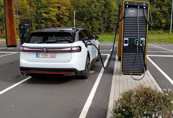 Voiture charge rapide - OD