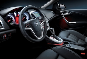 Opel Astra geeft interieur prijs #1