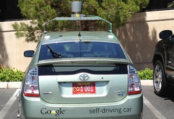 Google Car heeft rijbewijs #1