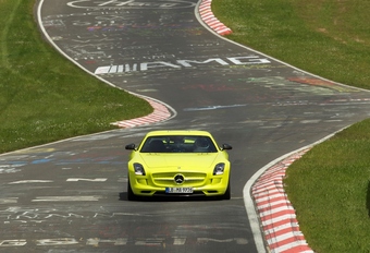 Elektrische recordtijd voor Mercedes SLS AMG #1