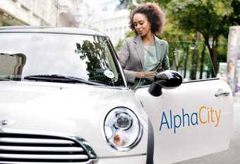 Plateforme de car sharing en entreprise AlphaCity #1