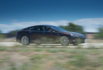 Geen kilometerbeperking meer op garantie Tesla Model S #1