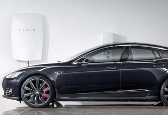 Tesla enfonce le clou des batteries #1