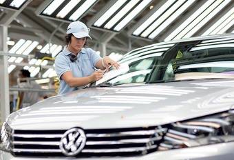 De zaak VW: Volkswagen gaat zijn kosten met een miljard verminderen in 2016 #1