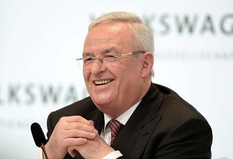 Martin Winterkorn, de ex-CEO van VW, wordt nog altijd goed betaald #1