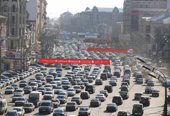 Miljarden roebels moeten Russische automarkt helpen #1