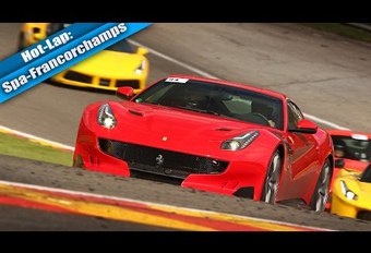 Un tour de Spa-Francorchamps en Ferrari F12 TdF #1