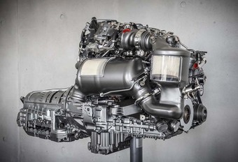 Mercedes : 3 milliards pour l’efficience des moteurs thermiques #1