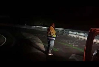 VIDEO - Mercedes-AMG GT-R: voorstelling in Goodwood #1