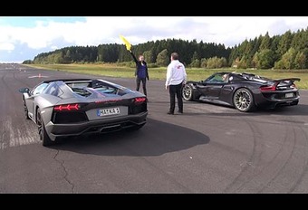 Lamborghini Aventador vs Porsche 918 Spyder : presqu’une leçon #1