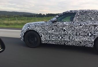 Toekomstige Land Rover Discovery: gespot in Duitsland #1