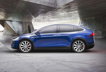 Tesla Model X: gamma begint met 75D #1