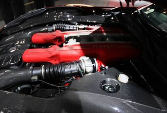 Ferrari blijft trouw aan atmosferische V12 #1
