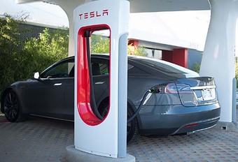 Tesla: laden wordt betalend vanaf 2017 #1
