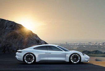 Porsche Mission E: 10 procent van de verkoopcijfers #1