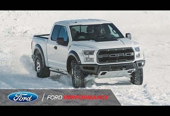 Ken Block viert kerst in een Raptor! #1