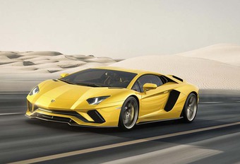 Lamborghini Aventador S : Détaillée dans 5 vidéos #1