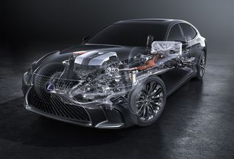 Lexus LS 500h : 140 km/h en mode électrique #1