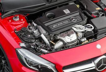 Mercedes-AMG A45 mikt op 300 kW (408 pk) #1