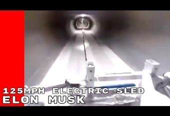 À 200 km/h dans un tunnel d’Elon Musk #1
