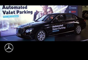 Video: automatisch parkeren volgens Daimler #1
