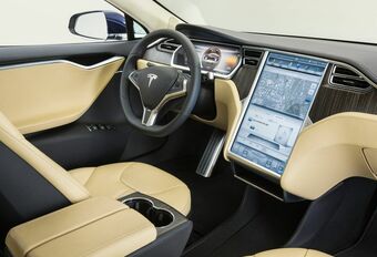 Tesla n’utilise (presque) plus de cuir #1
