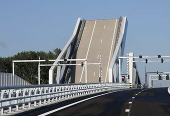 A11-snelweg Brugge-Knokke, met ophaalbruggen #1