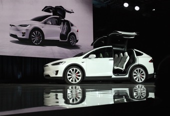 Tesla roept 11.000 Models x terug #1