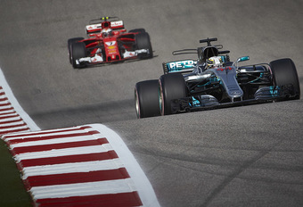 Hamilton nog (net) geen wereldkampioen, Mercedes wel #1