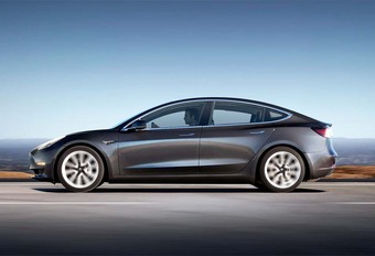 Tesla garantit 70% de la capacité des batteries du Model 3 #1