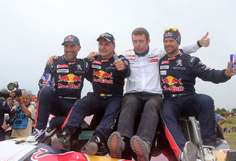 Carlos Sainz wint de
