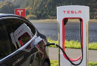 Tesla zoekt lithiumleverancier #1
