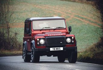 Land Rover Defender V8 is uitverkocht #1