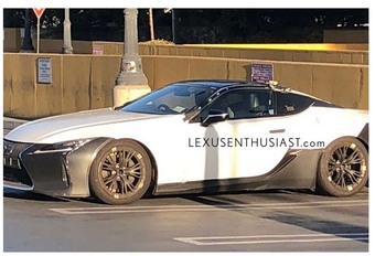 Lexus LC-F in volle ontwikkeling #1
