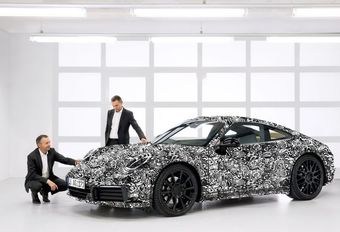Porsche 911 hybride rechargeable : jusqu’à 700 ch ! #1