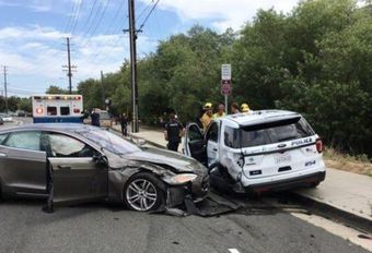 Tesla : deux accidents avec Autopilot #1