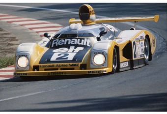 12 highlights uit 120 jaar Renault (2) #1