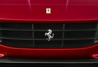 Ferrari : bientôt un 4-cylindres électrifié ? #1