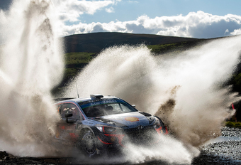 Thierry Neuville behoudt WK-leiding na zware rally van Wales #1
