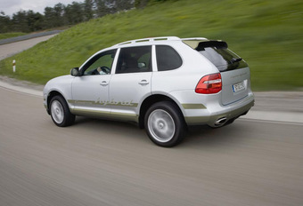Porsche Cayenne Hybride #1
