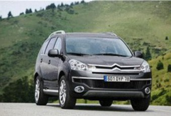 Citroën C-Crosser essence #1