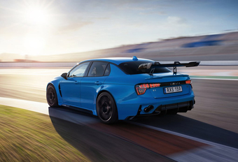 Lynk & Co onthult de knettergekke specs van de 03 Cyan Racing Concept #1