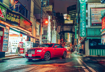 Fotogalerij: Rolls-Royce Black Badge in Tokio door 3 fotografen #1