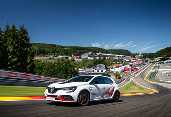 Renault Mégane RS Trophy-R verslaat Honda ook op Spa #1