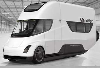 Vanlifer transformeert Tesla Semi in elektrische mobilhome #1