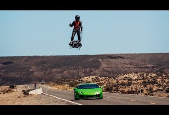 Une voiture volante signée Franky Zapata #1