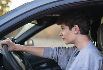 Les jeunes Belges actifs optent pour la voiture #1