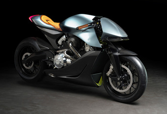 Aston Martin AMB 001 is dure moto voor verzamelaars #1