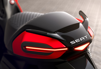 Seat probeert het op 2 wielen #1
